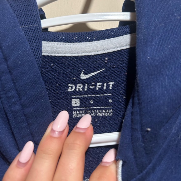 nike zip up sweater - Picture 3 of 3